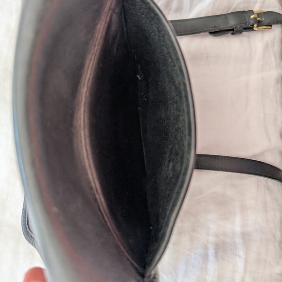 Classic Black Crossover Coach Bag - Picture 5 of 7